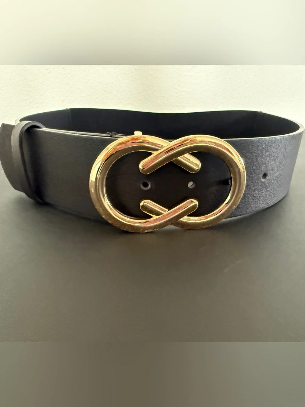 Black Wide Waist Belt Gold Buckle Elastic Back Cinch Belt M